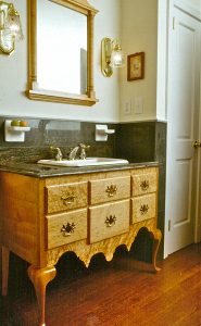 Maple Vanity - Cochrans Craftsmanship